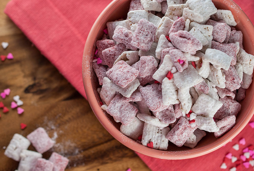 strawberries and cream e1520048277200 Muddy Buddies